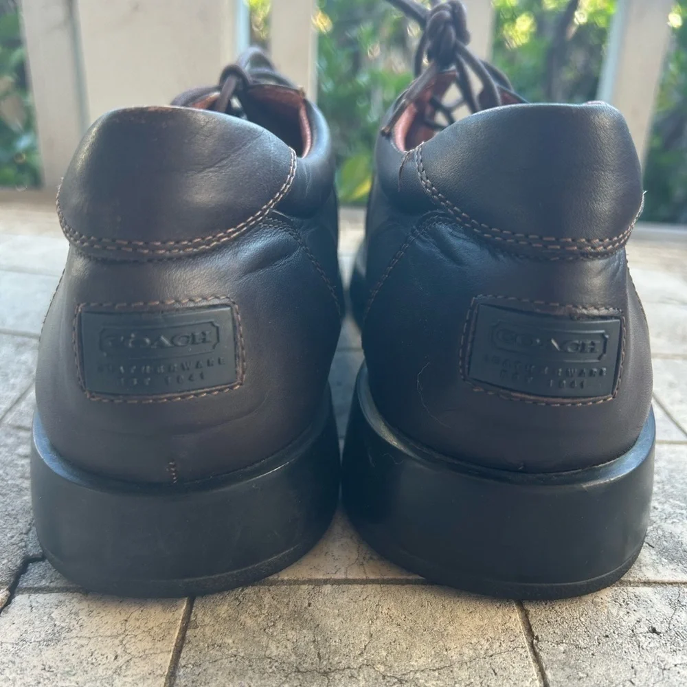 Coach Men's Brown Leather Shoes sz 10 excellent condition